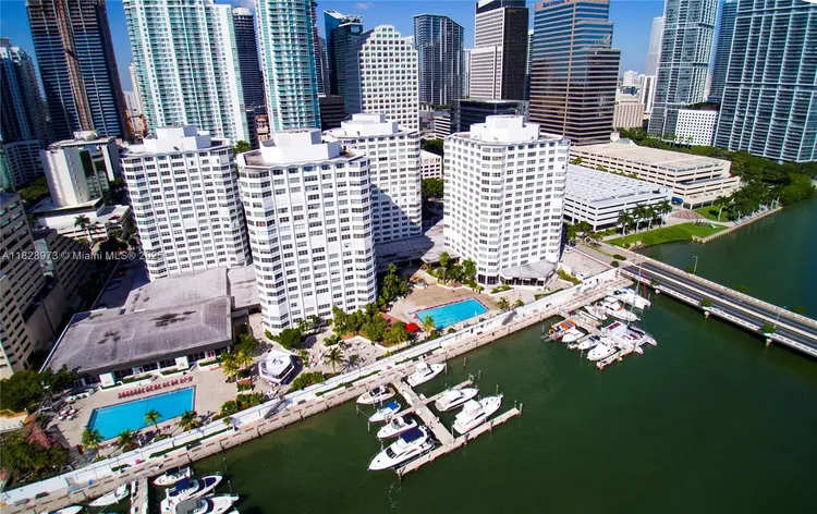 Four Ambassadors #1549 image #13