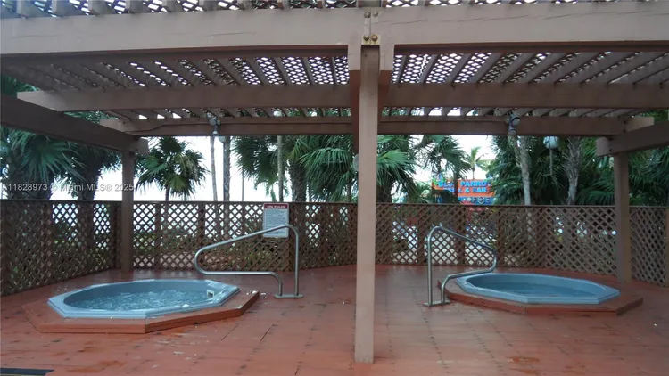 Four Ambassadors #1549 image #16