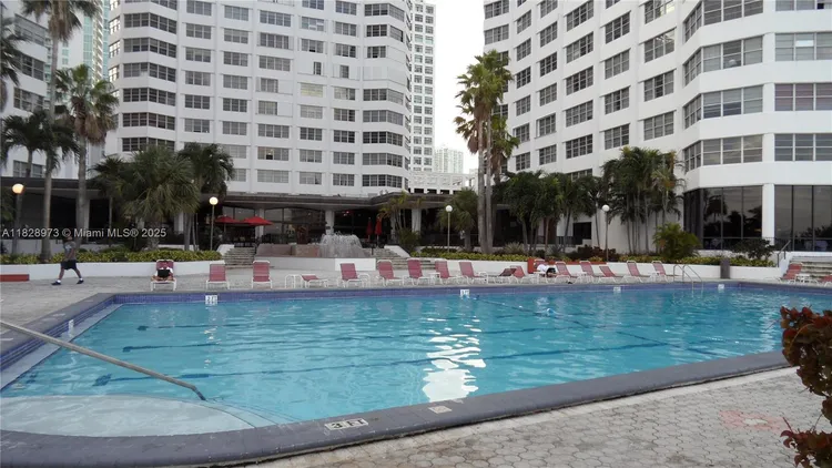 Four Ambassadors #1549 image #17