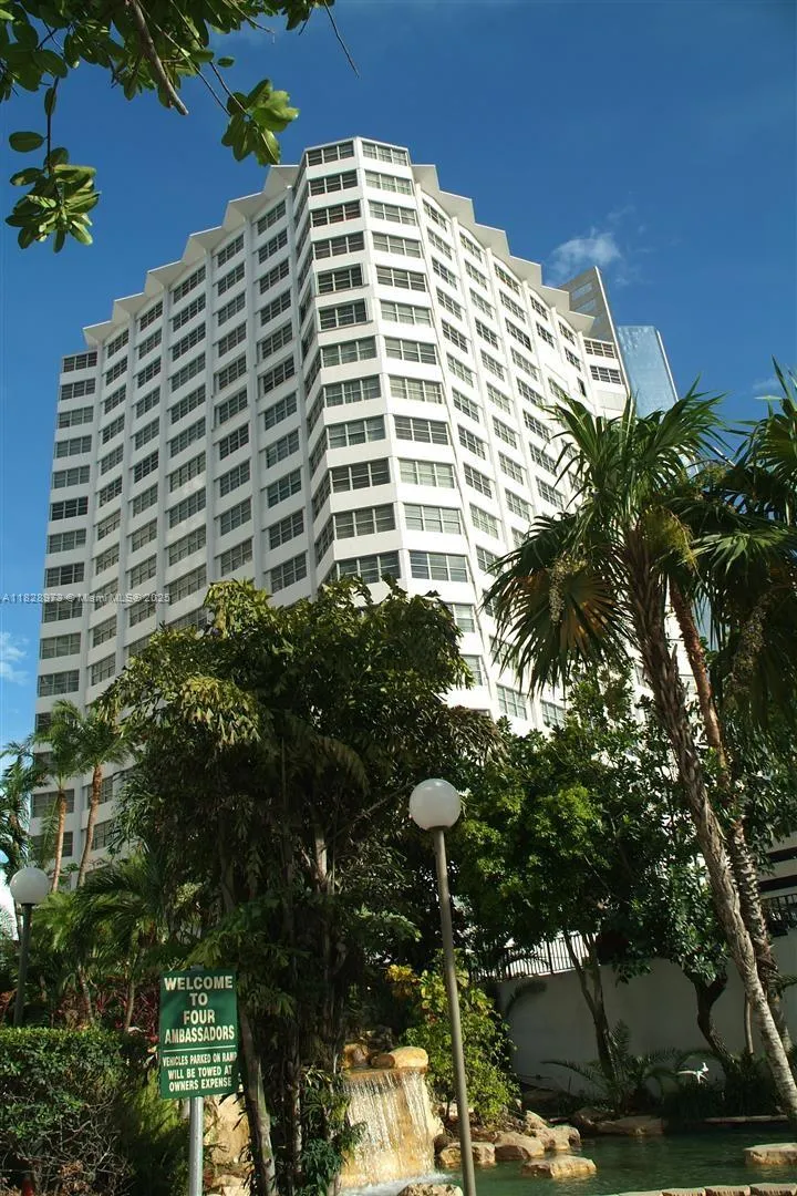 Four Ambassadors #1549 image #18