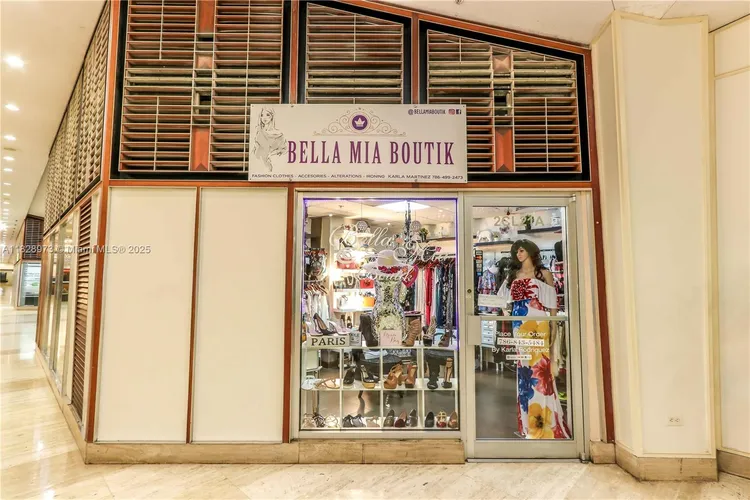 Four Ambassadors #1549 image #19