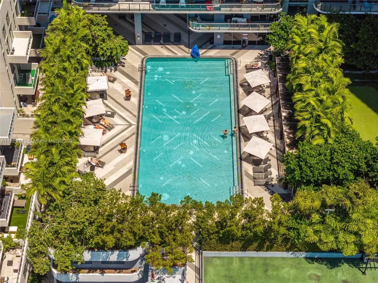 Hyde Midtown #1514 image #32