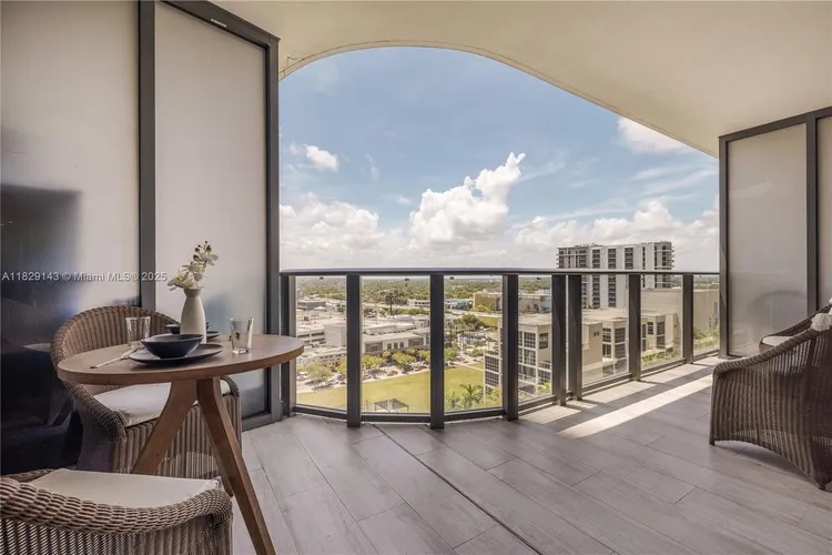 Hyde Midtown #1514 image #9