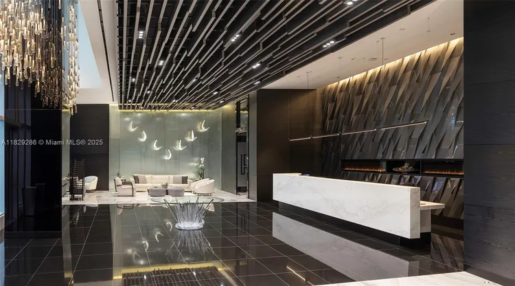 Paramount Miami Worldcenter #3201 image #39