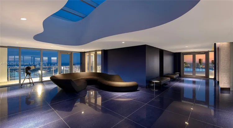 Paramount Miami Worldcenter #3201 image #40