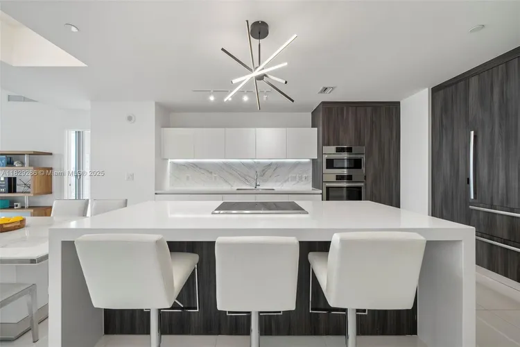 Paramount Miami Worldcenter #3201 image #7