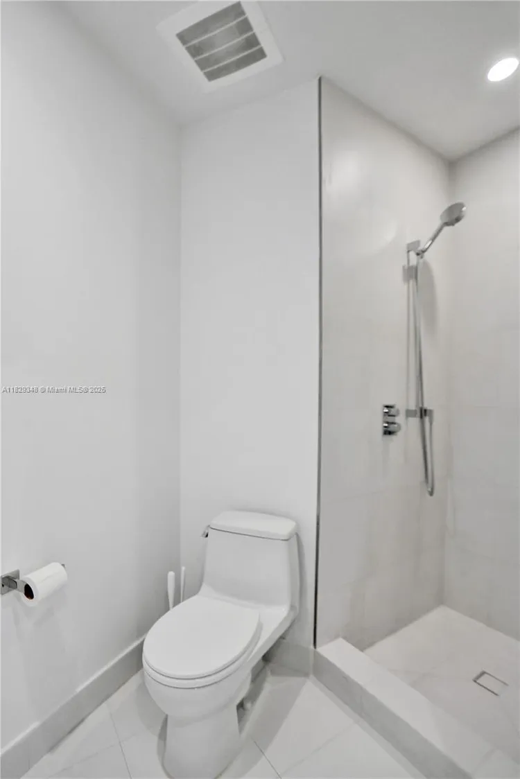 Porsche Design Tower #4403 image #61