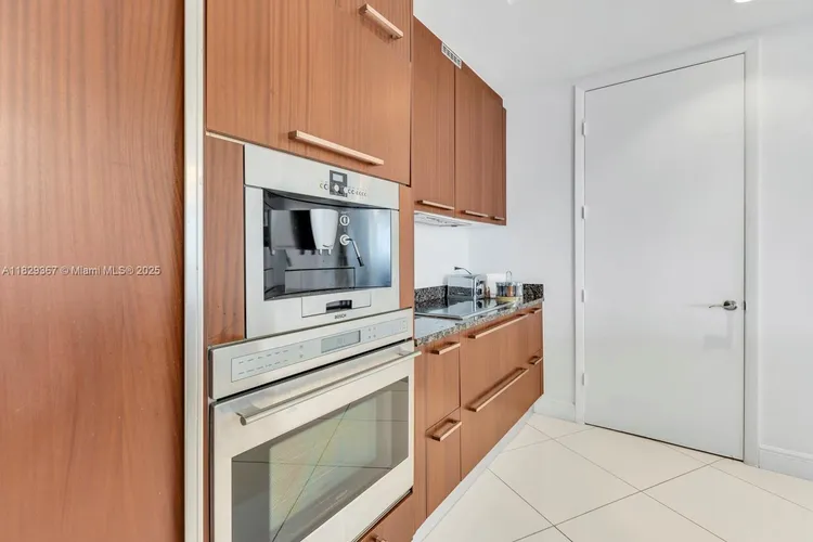 Trump Tower 1 #1903 image #12