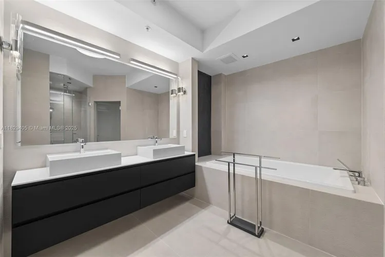 Continuum II North #2605 image #12