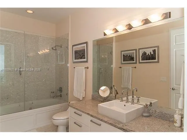 Latitude #4404 image #7