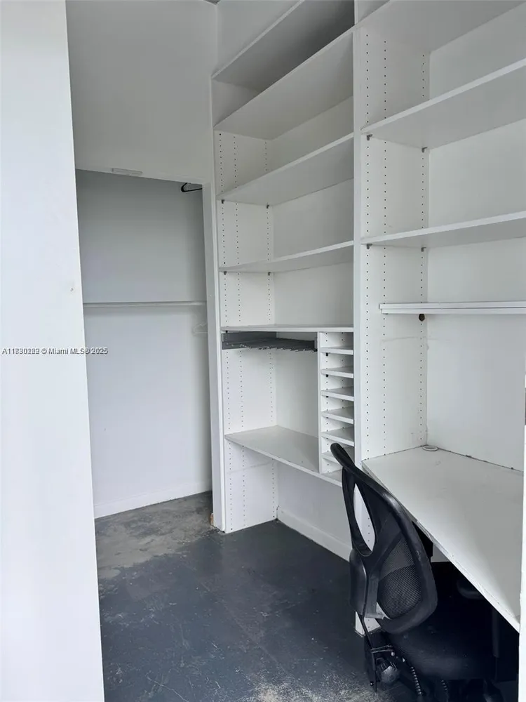 Neo Lofts #812 image #13