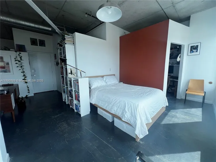 Neo Lofts #812 image #16