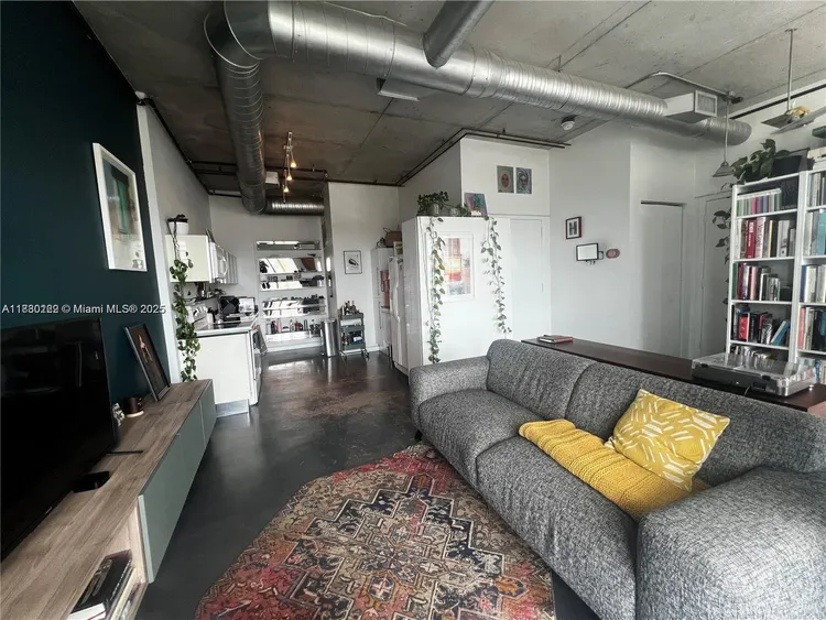 Neo Lofts #812 image #24