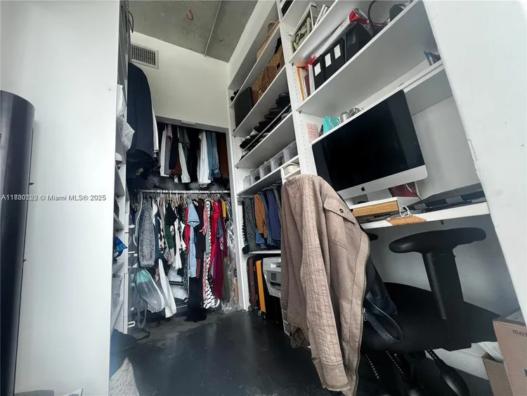 Neo Lofts #812 image #25