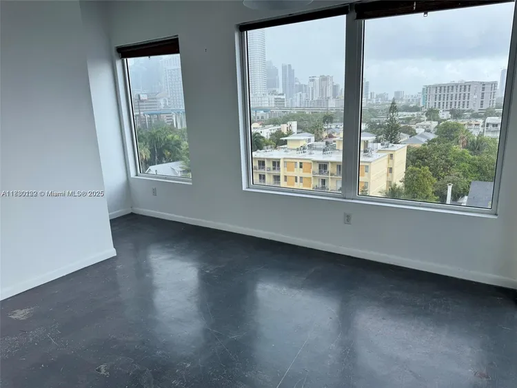 Neo Lofts #812 image #8