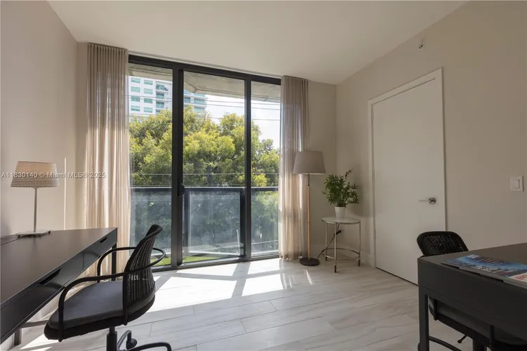 Cassa Brickell #307 image #10