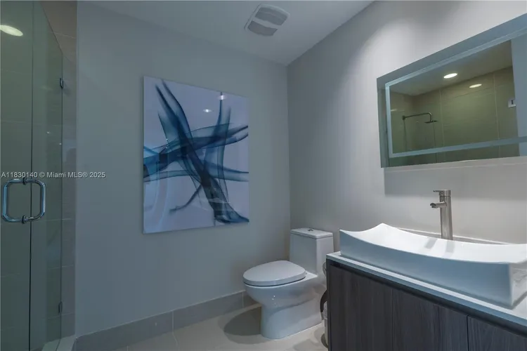 Cassa Brickell #307 image #18