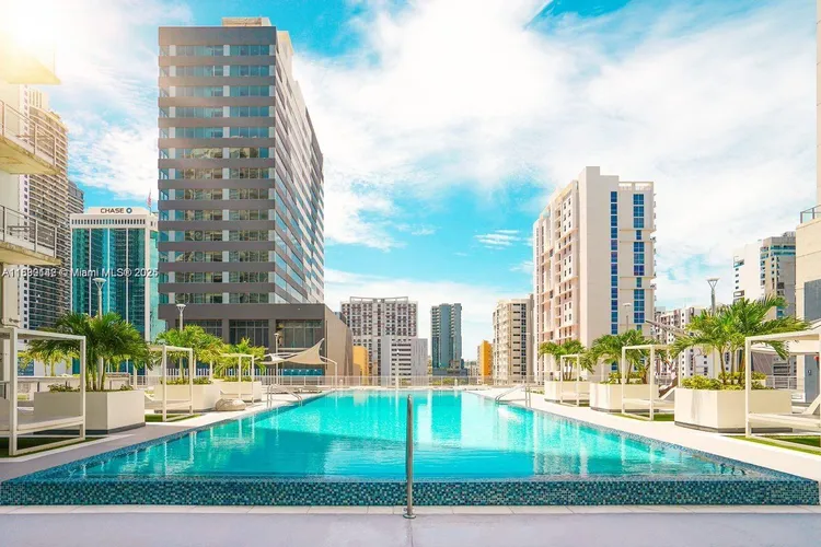 Neo Vertika #2026 image #7