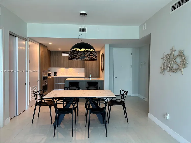 Aurora #703 image #10