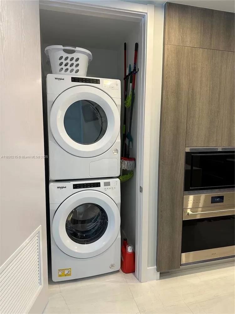 Aurora #703 image #14