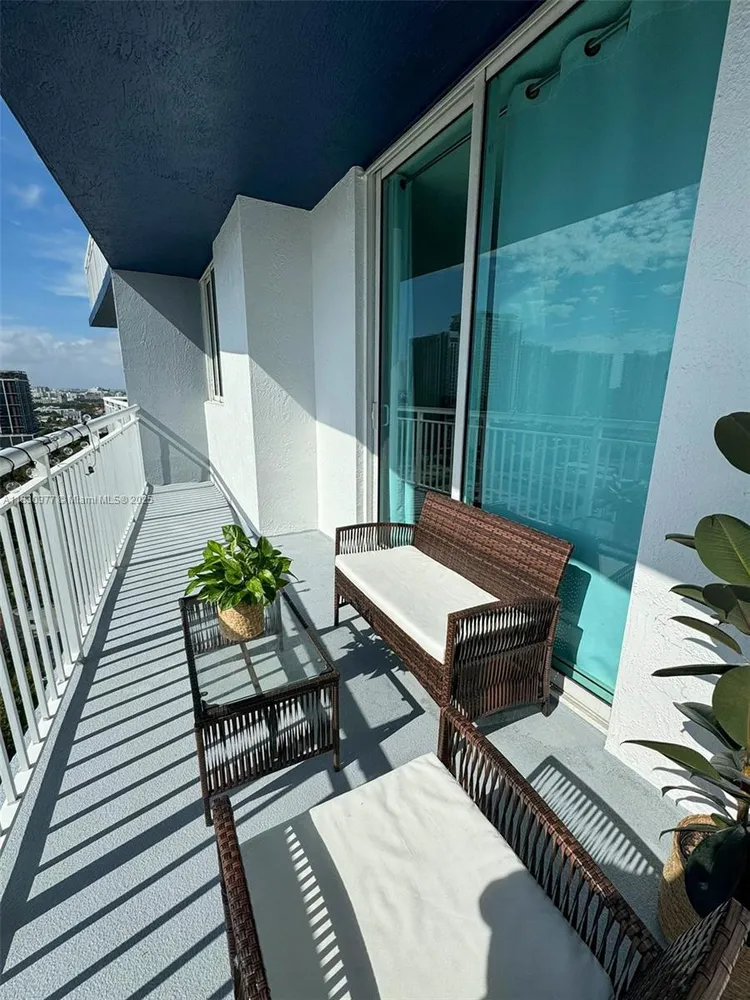 1800 Biscayne Plaza #2004 image #12