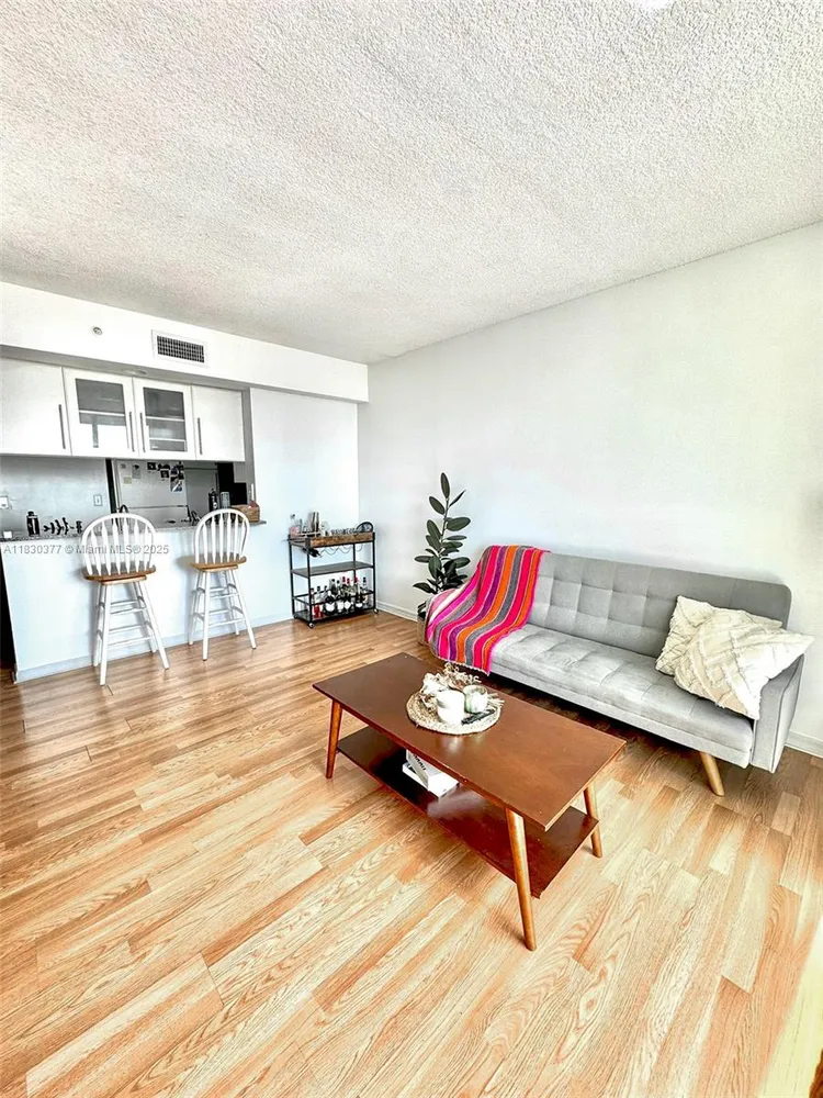 1800 Biscayne Plaza #2004 image #14