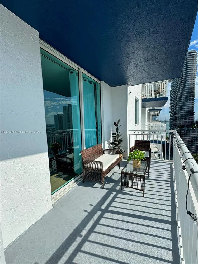 1800 Biscayne Plaza #2004 image #16