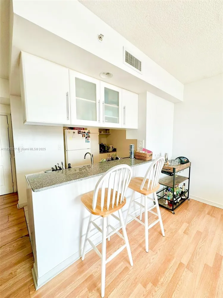 1800 Biscayne Plaza #2004 image #28