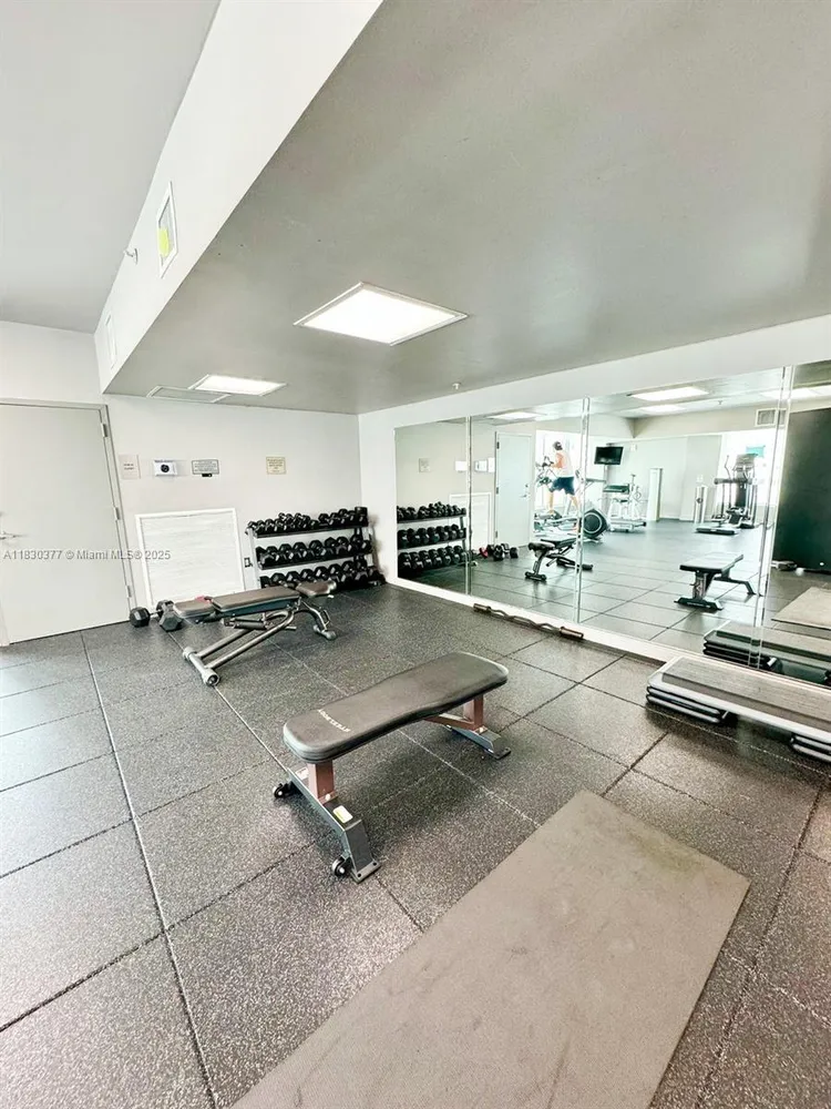 1800 Biscayne Plaza #2004 image #34