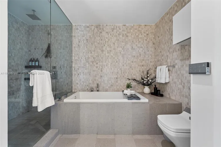 Reach Brickell City Centre #2512 image #12