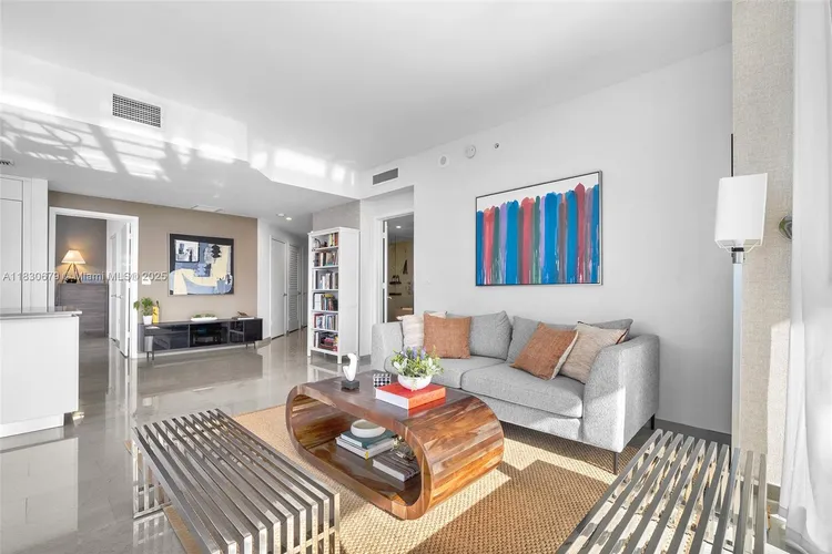 Reach Brickell City Centre #2512 image #22