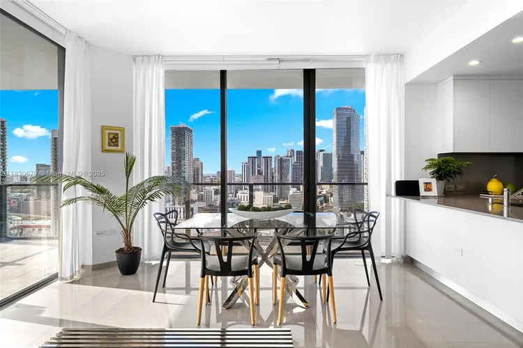 Reach Brickell City Centre #2512 image #23