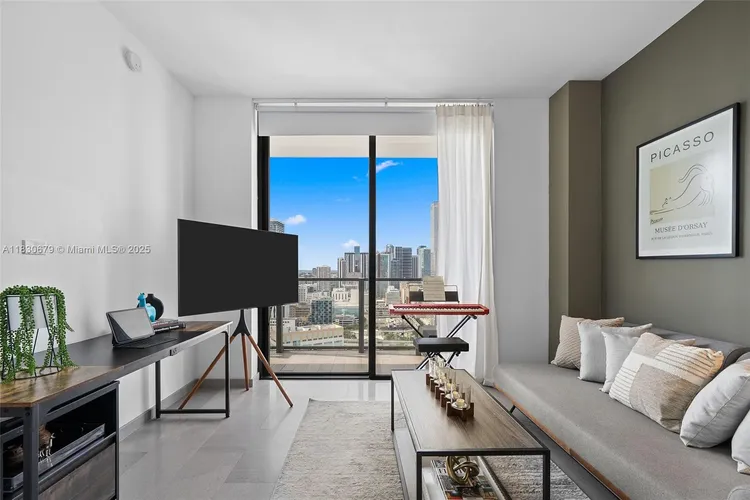 Reach Brickell City Centre #2512 image #36