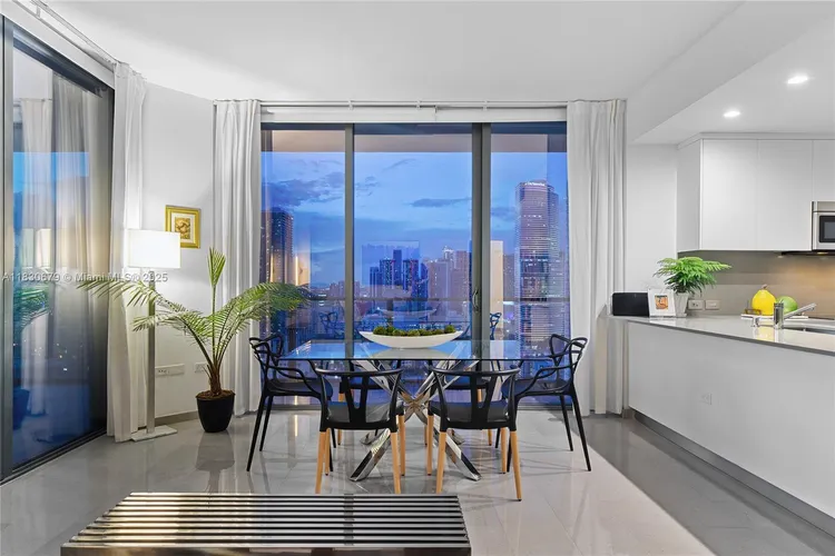 Reach Brickell City Centre #2512 image #53