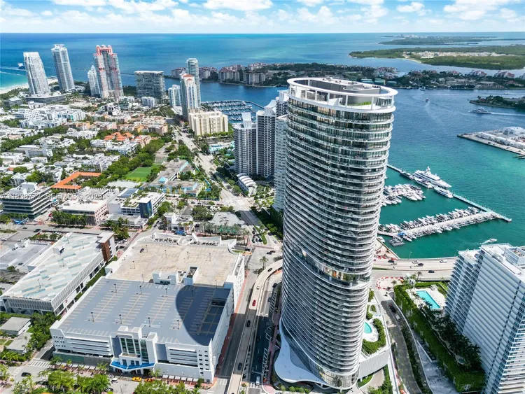 Five Park #4401 image #22