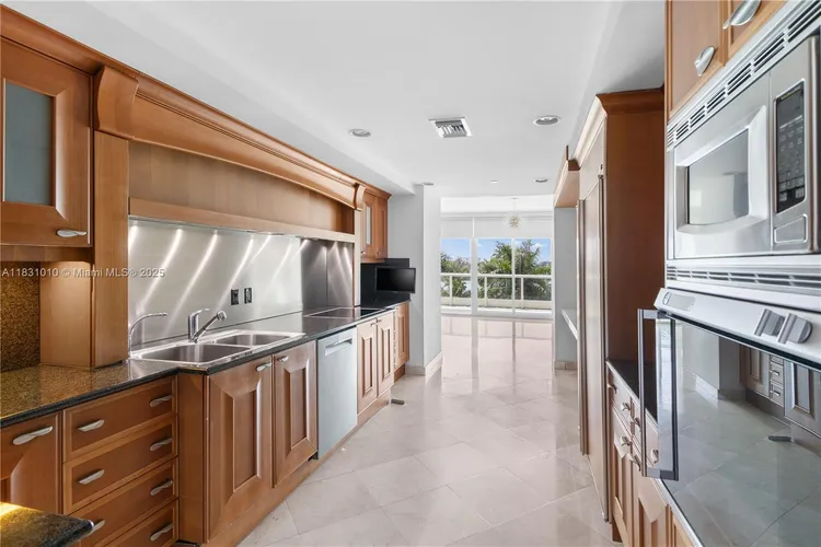 Porto Vita North Tower #603 image #6