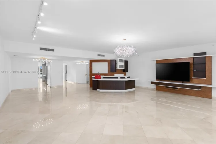 Porto Vita North Tower #603 image #7