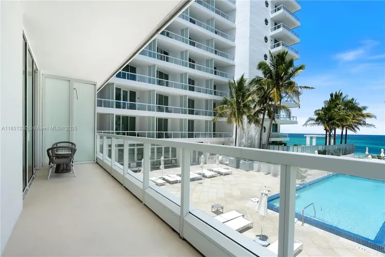 Fontainebleau III Sorrento #623 image #7