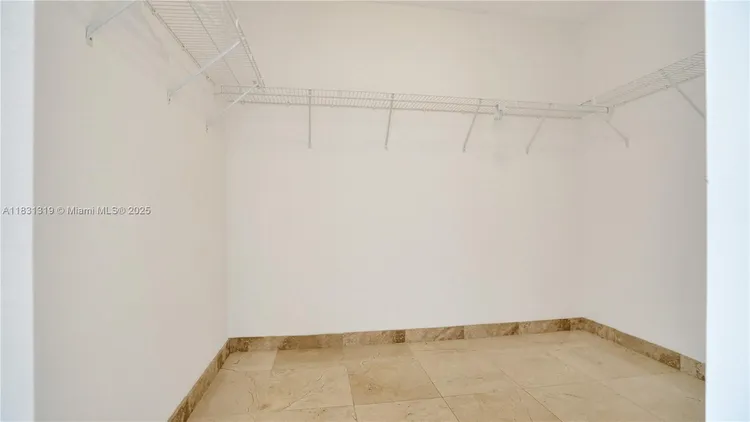 South Tower at the Point #1707 image #27