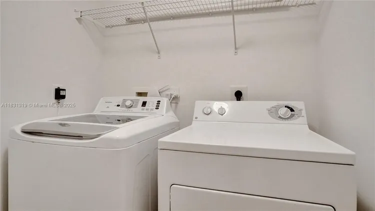 South Tower at the Point #1707 image #30