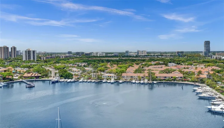 South Tower at the Point #1707 image #39