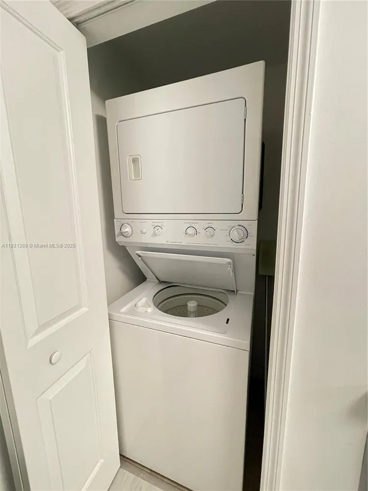 Nevis Condo #603 image #11