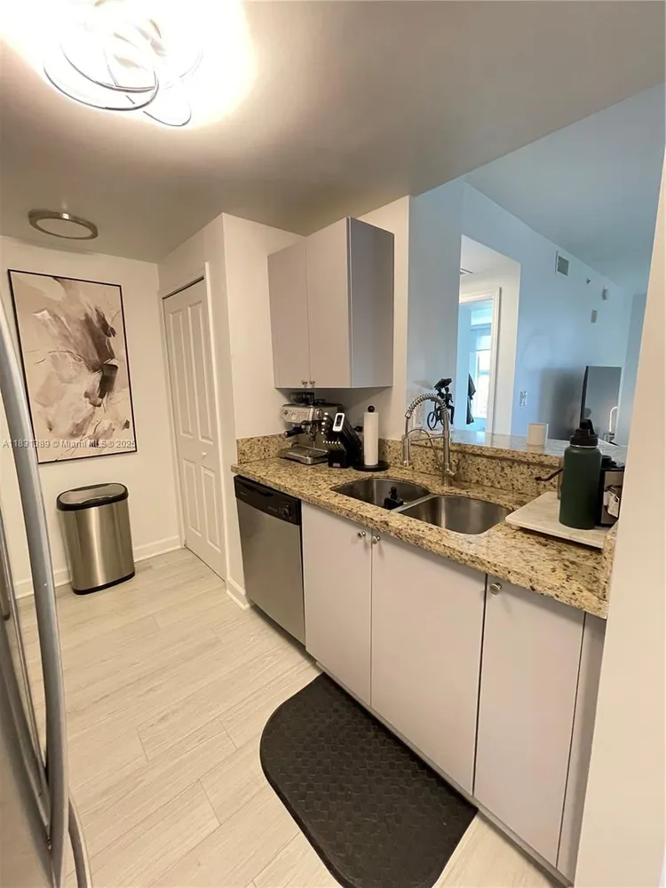 Nevis Condo #603 image #14