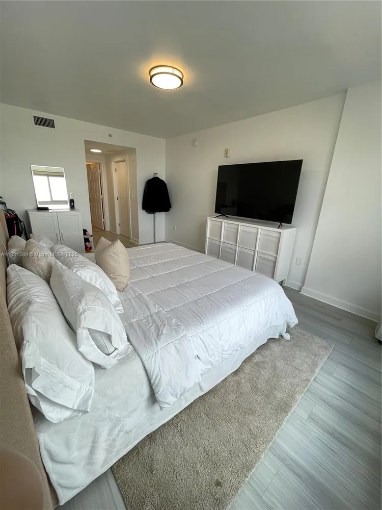 Nevis Condo #603 image #24