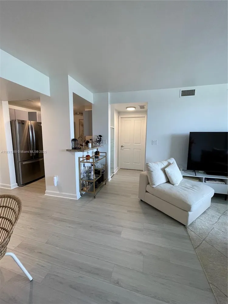 Nevis Condo #603 image #34