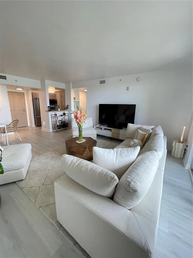 Nevis Condo #603 image #40