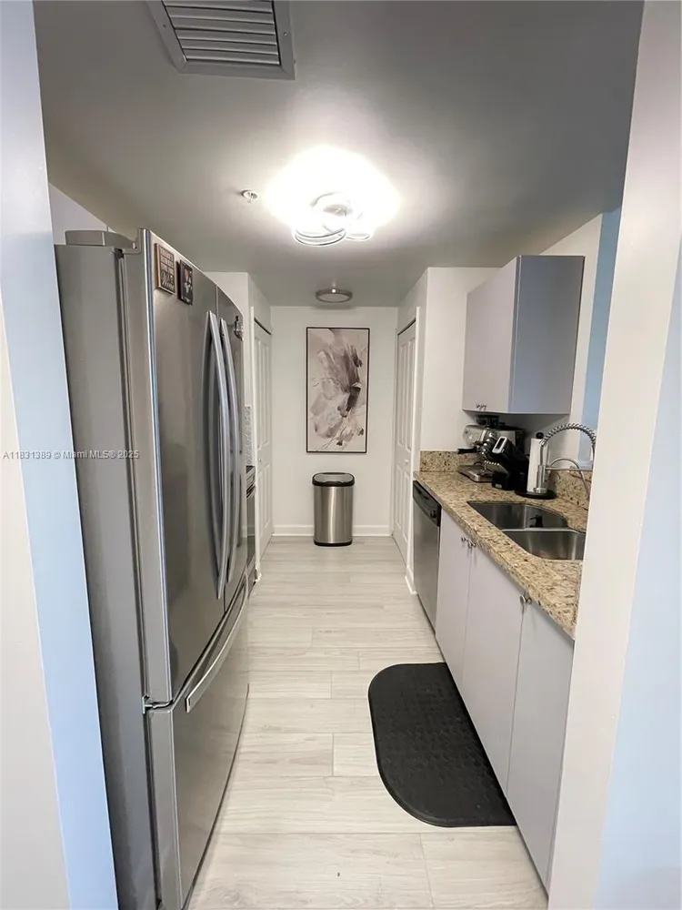 Nevis Condo #603 image #7