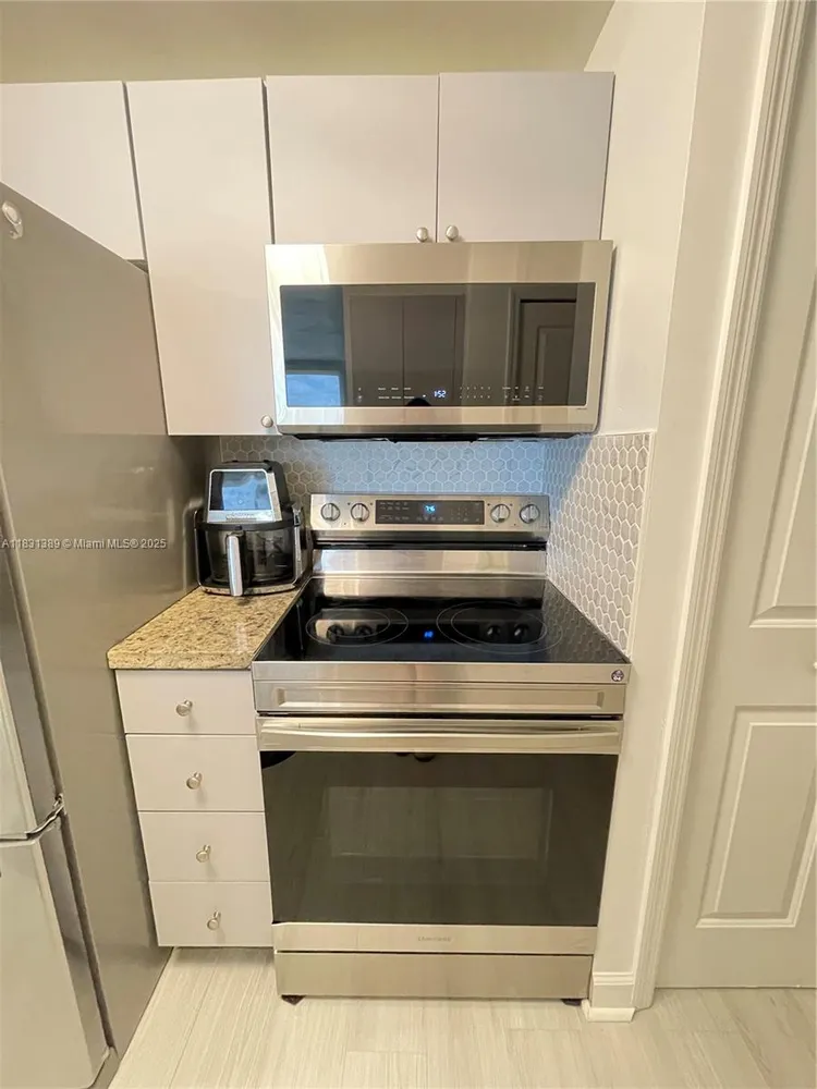 Nevis Condo #603 image #9
