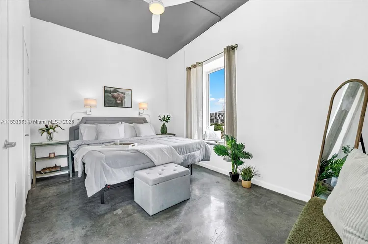 Neo Lofts #803 image #23