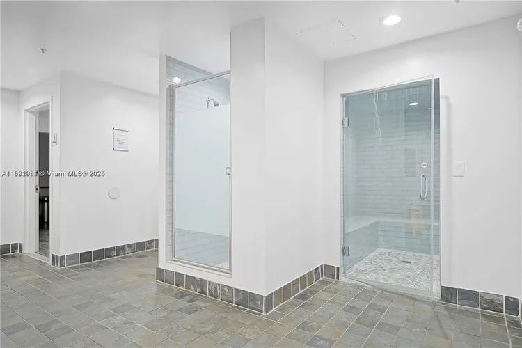 Neo Lofts #803 image #39